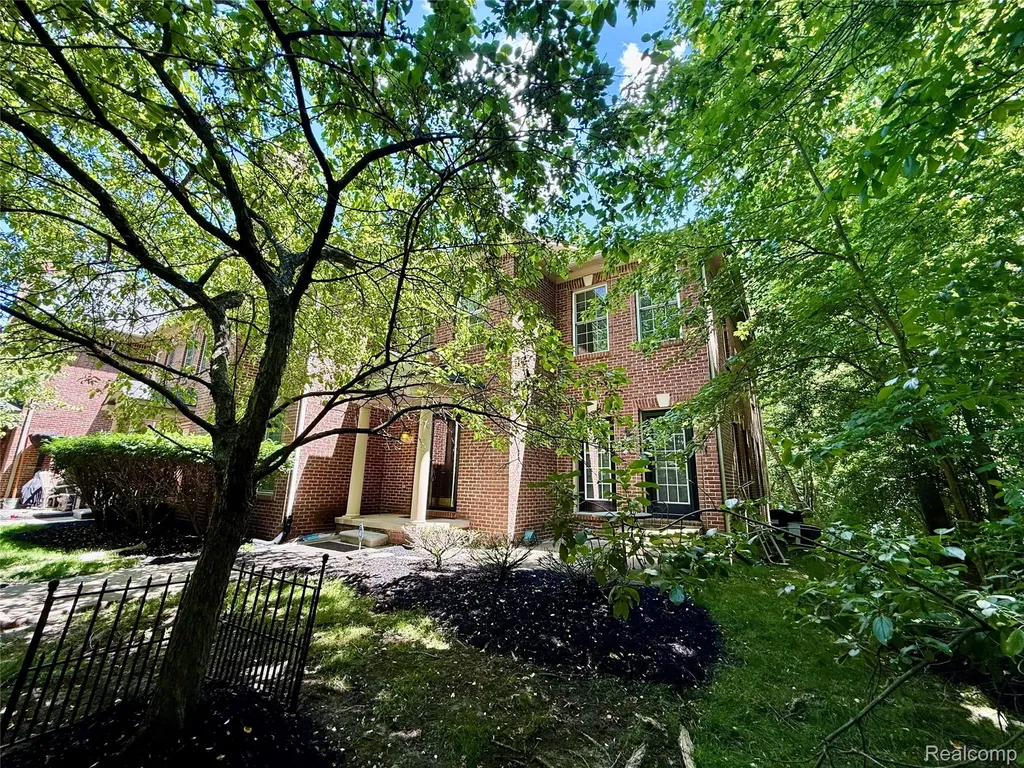251 S Village Way Canton Charter Township MI 48188