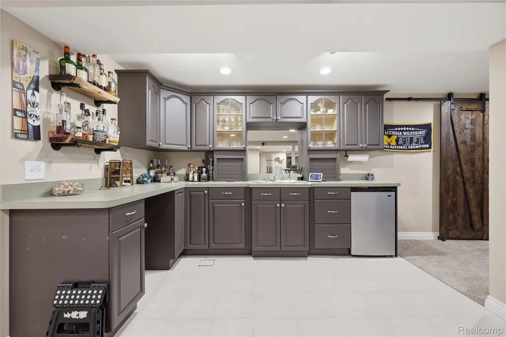 49371 Deerfield Park Macomb Township MI 48044