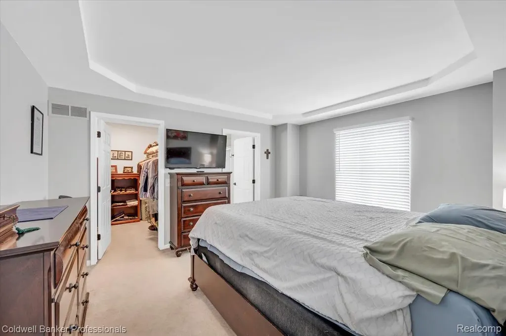 660 Akram Oxford Charter Township MI 48371