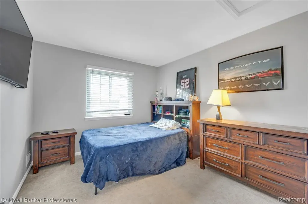 660 Akram Oxford Charter Township MI 48371