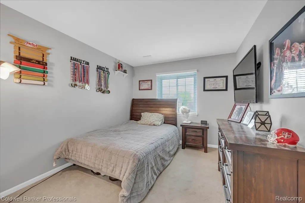 660 Akram Oxford Charter Township MI 48371