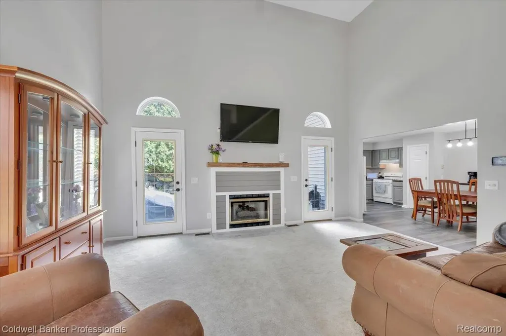 660 Akram Oxford Charter Township MI 48371