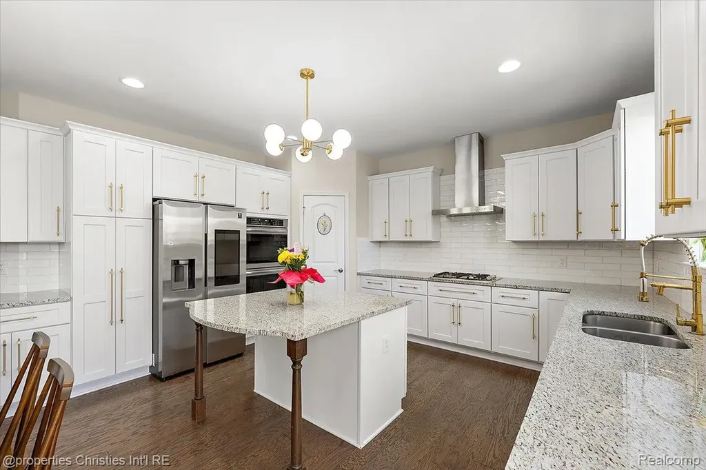 24428 Sheringham Drive Lyon Charter Township MI 48178