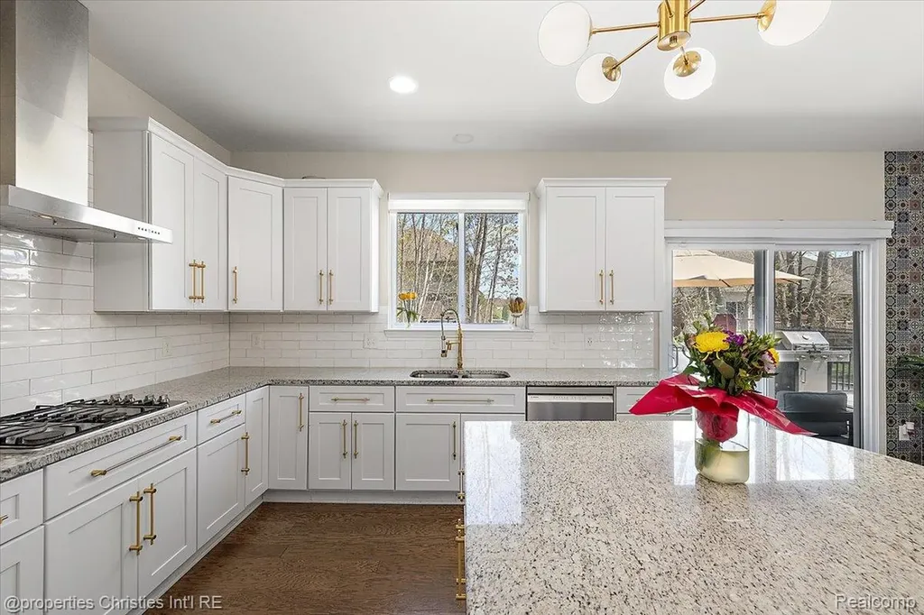 24428 Sheringham Drive Lyon Charter Township MI 48178