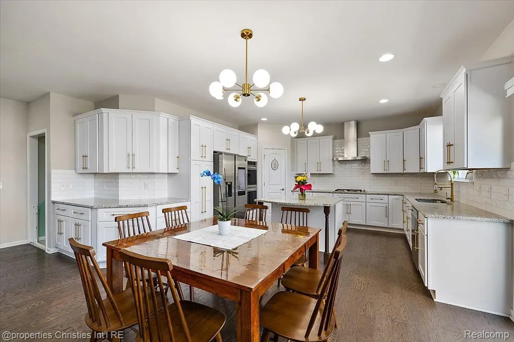 24428 Sheringham Drive Lyon Charter Township MI 48178