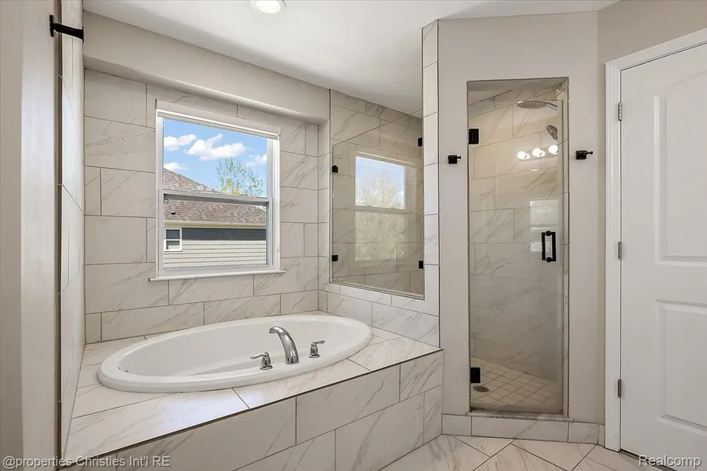 24428 Sheringham Drive Lyon Charter Township MI 48178
