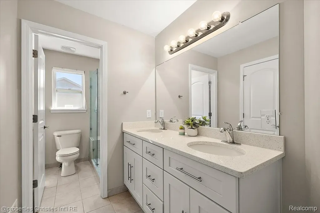 24428 Sheringham Drive Lyon Charter Township MI 48178