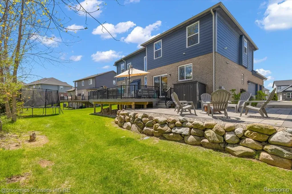 24428 Sheringham Drive Lyon Charter Township MI 48178