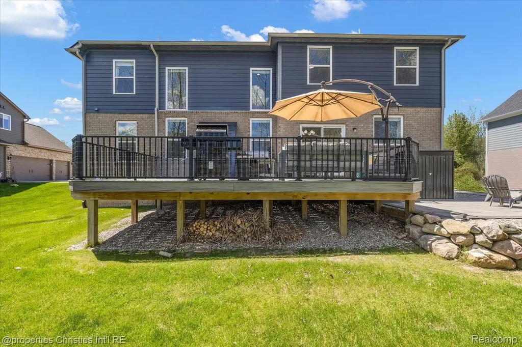 24428 Sheringham Drive Lyon Charter Township MI 48178