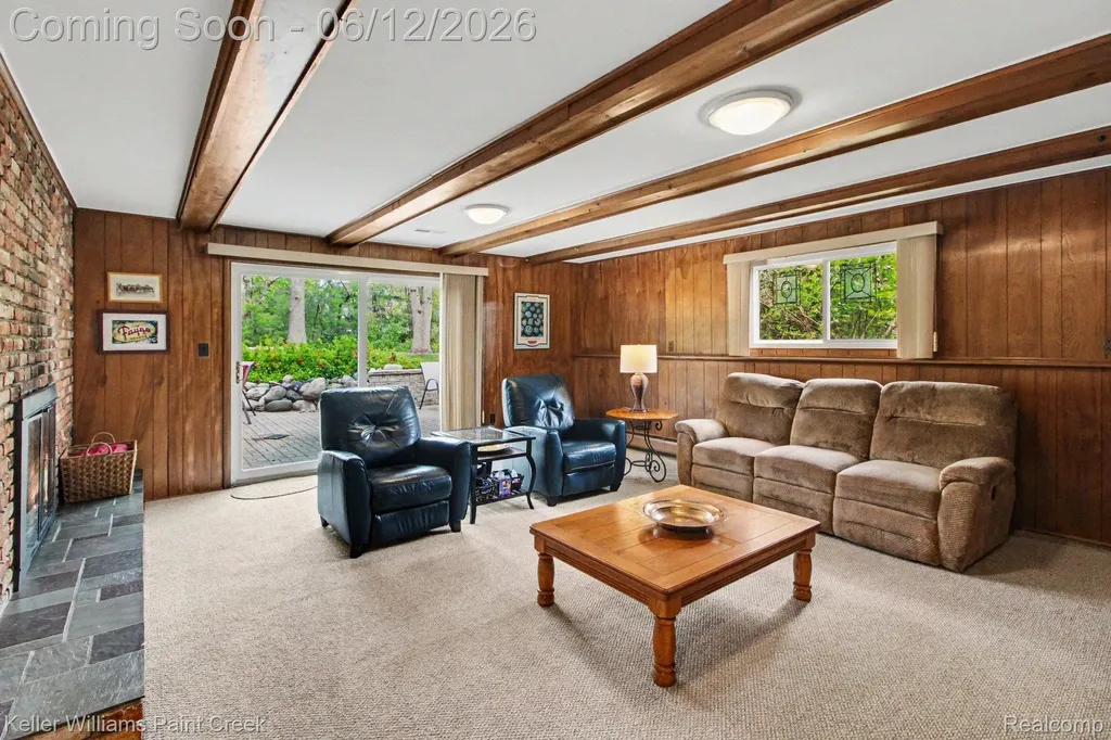 3370 Aquinas Drive Rochester Hills City MI 48309