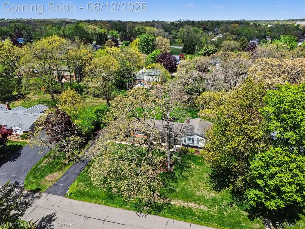 3370 Aquinas Drive Rochester Hills City MI 48309