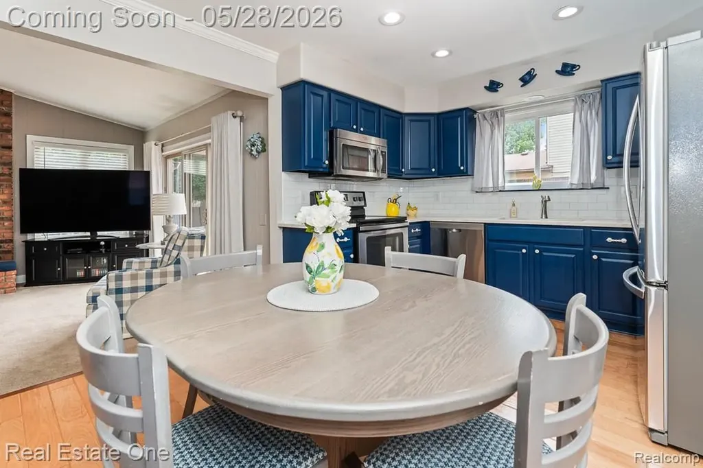 40788 Executive Drive Sterling Heights City MI 48313