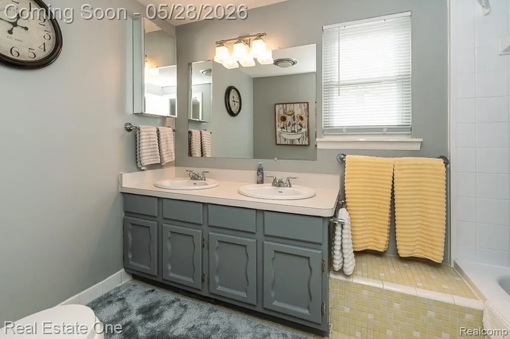 40788 Executive Drive Sterling Heights City MI 48313