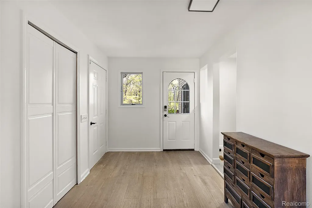 2475 S Ortonville Road Brandon Charter Township MI 48462