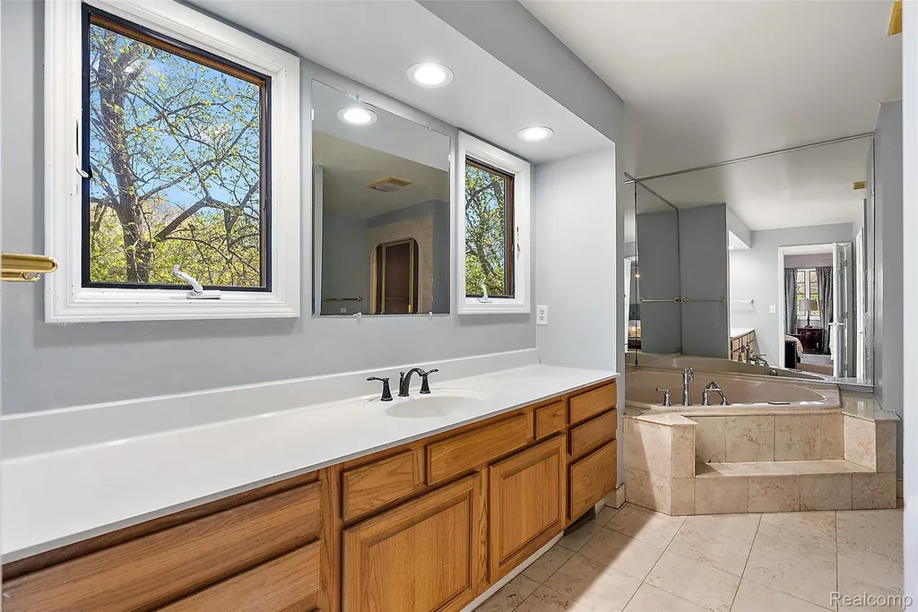 2475 S Ortonville Road Brandon Charter Township MI 48462
