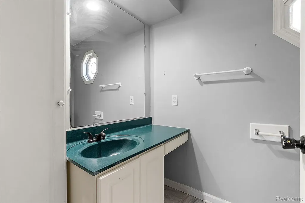 2475 S Ortonville Road Brandon Charter Township MI 48462