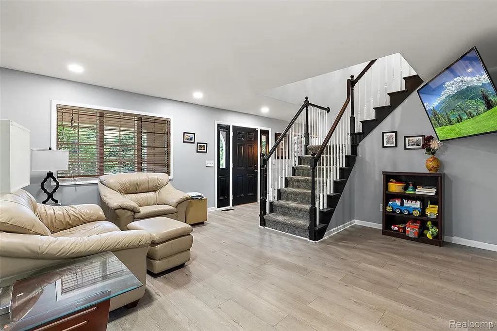 2475 S Ortonville Road Brandon Charter Township MI 48462