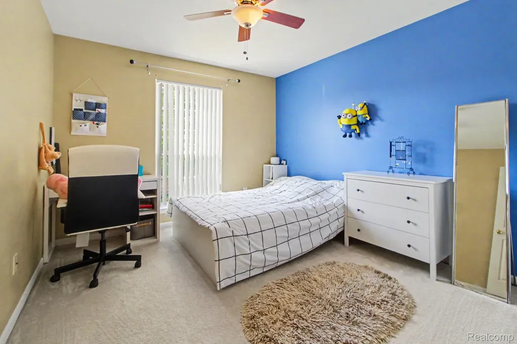 24211 Chesapeake Circle Commerce Charter Township MI 48390
