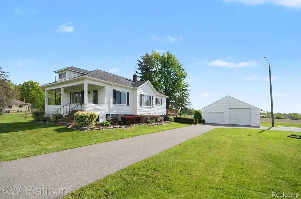 52900 North Avenue Macomb Township MI 48042