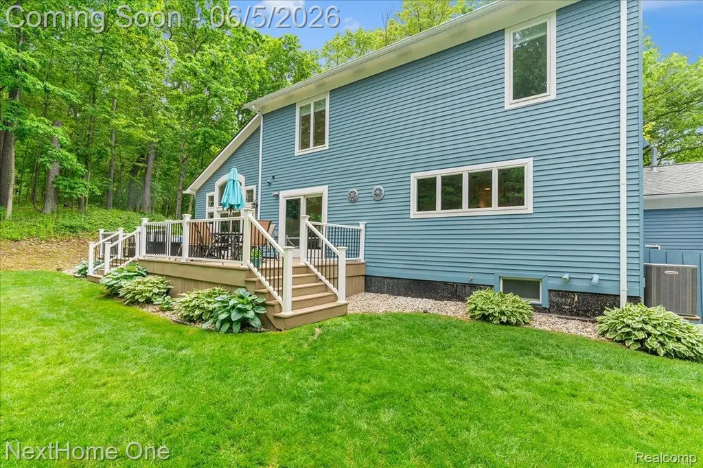 2533 Spring Grove Drive Genoa Township MI 48114