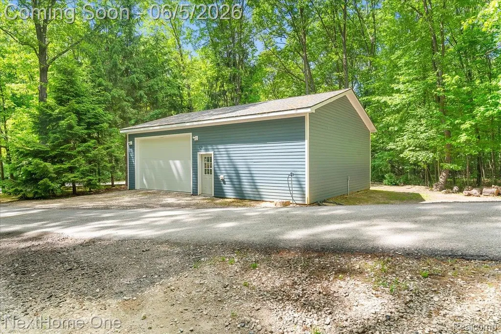 2533 Spring Grove Drive Genoa Township MI 48114