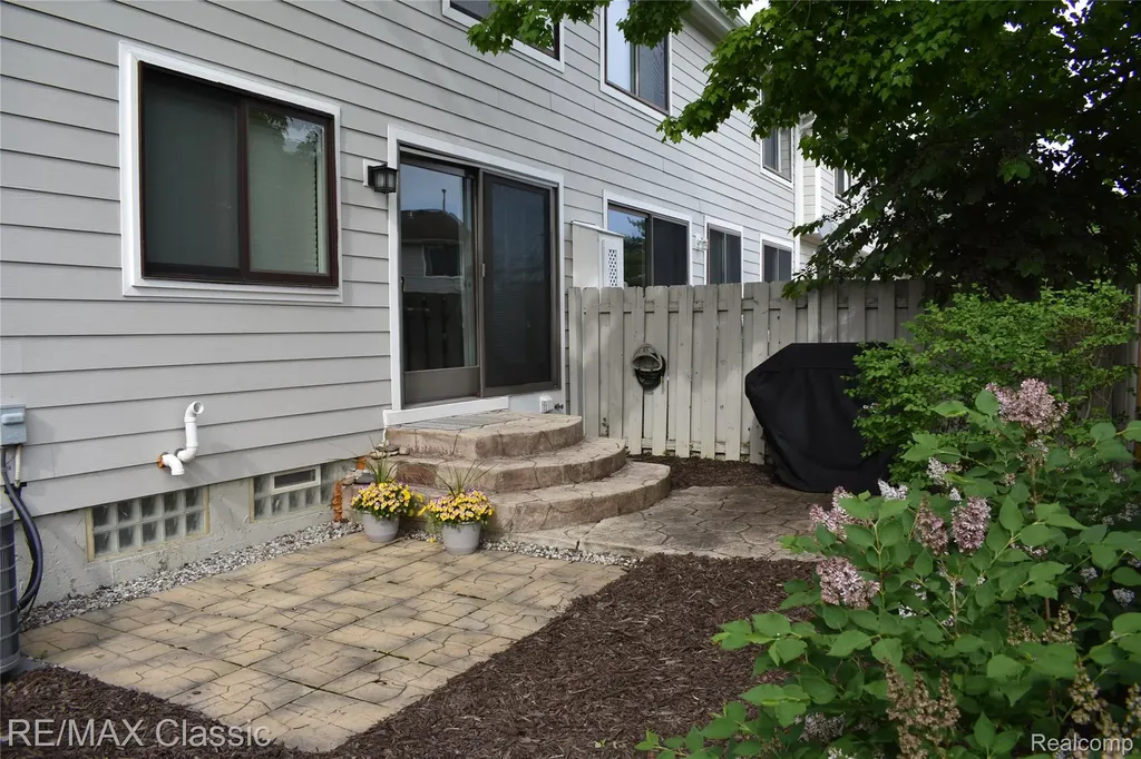 22629 Cranbrooke Drive Novi City MI 48375