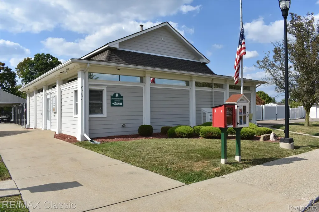 22629 Cranbrooke Drive Novi City MI 48375