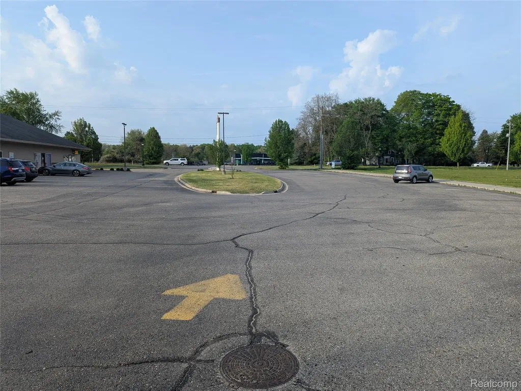 1324 W State Street Belding City MI 48809