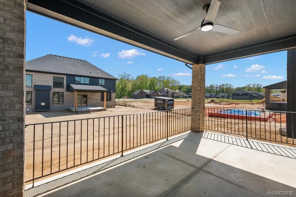 24462 Sawgrass Drive Macomb Township MI 48042
