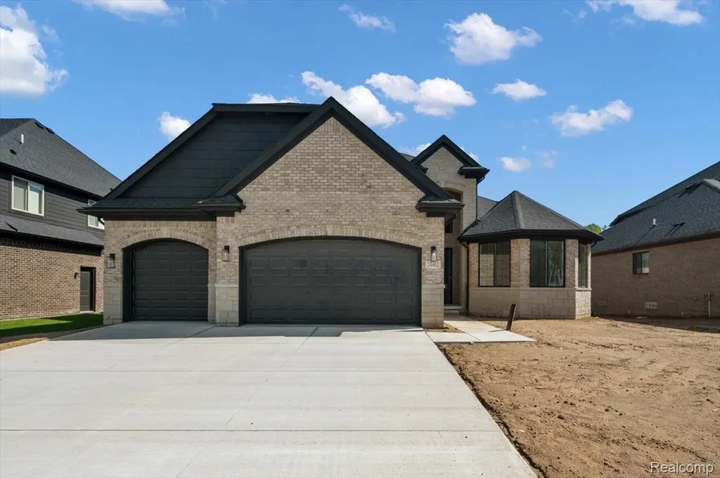 24462 Sawgrass Drive Macomb Township MI 48042