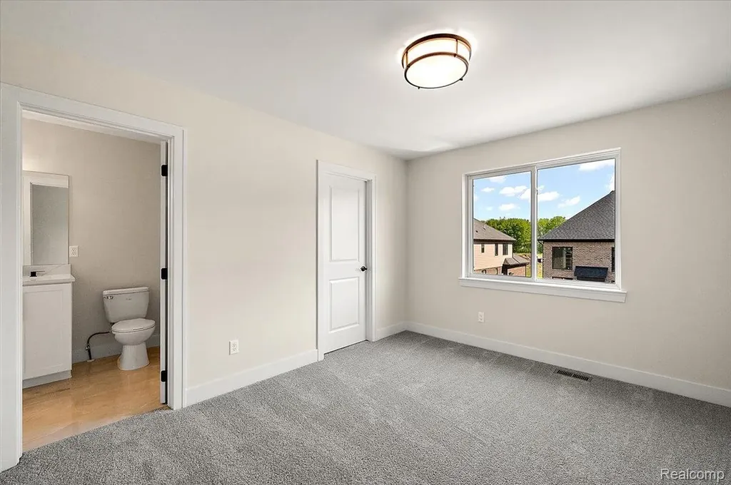 24462 Sawgrass Drive Macomb Township MI 48042
