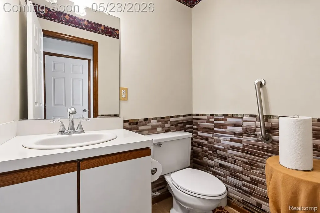 19767 Liverpool Avenue Livonia City MI 48152