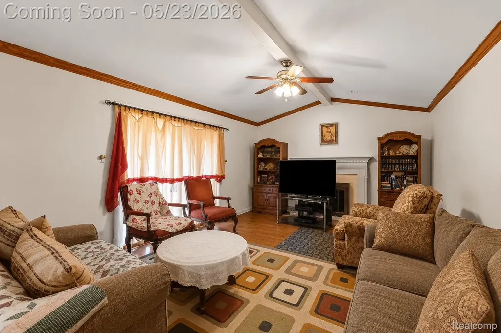 19767 Liverpool Avenue Livonia City MI 48152