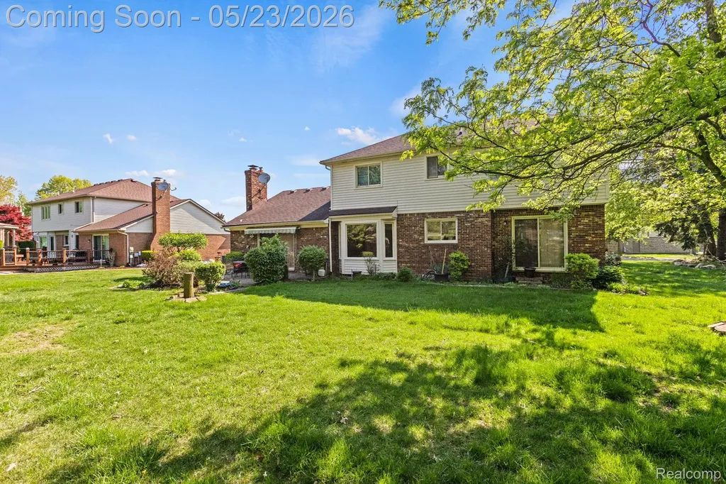 19767 Liverpool Avenue Livonia City MI 48152