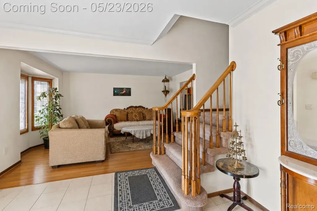 19767 Liverpool Avenue Livonia City MI 48152