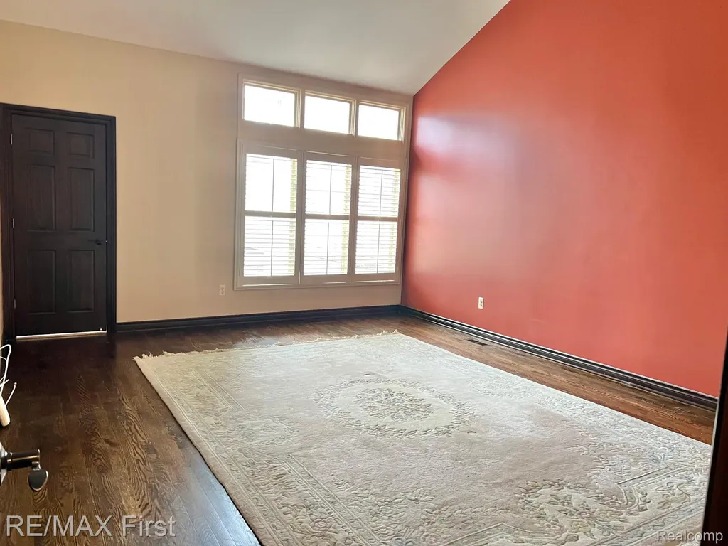 2483 Hickory Glen Drive Bloomfield Hills City MI 48304