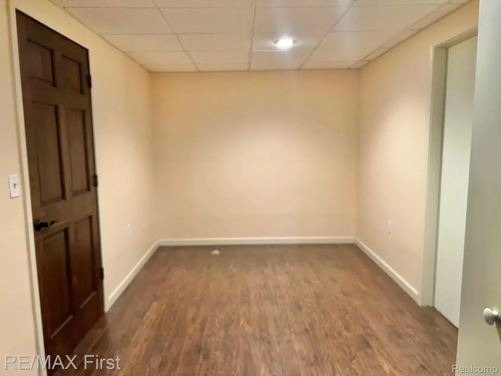 2483 Hickory Glen Drive Bloomfield Hills City MI 48304
