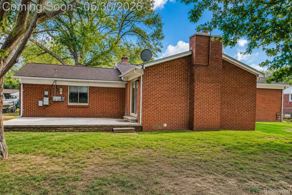 36900 Ferndale Street Romulus City MI 48174