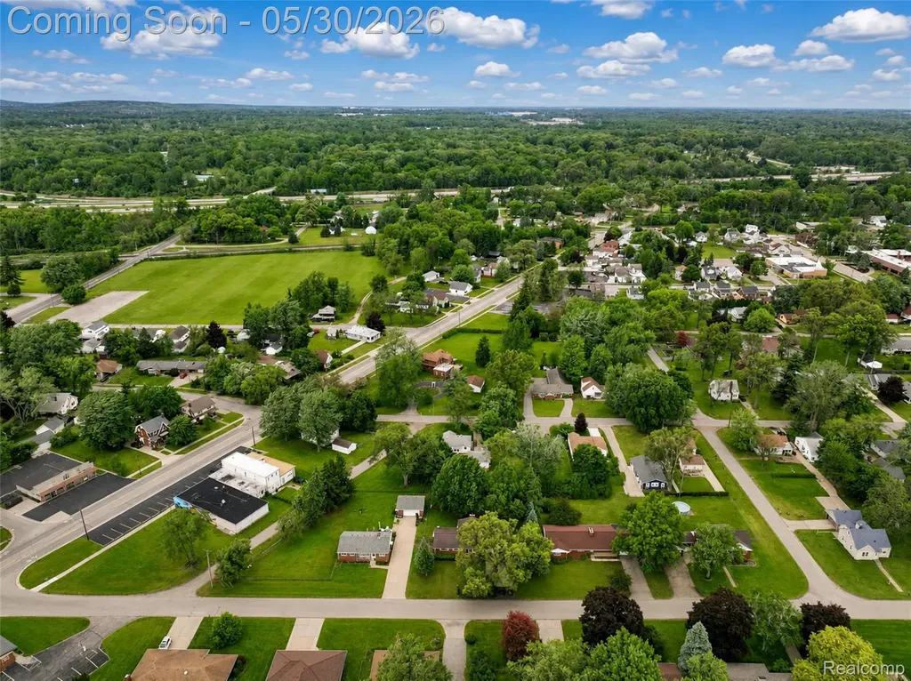36900 Ferndale Street Romulus City MI 48174