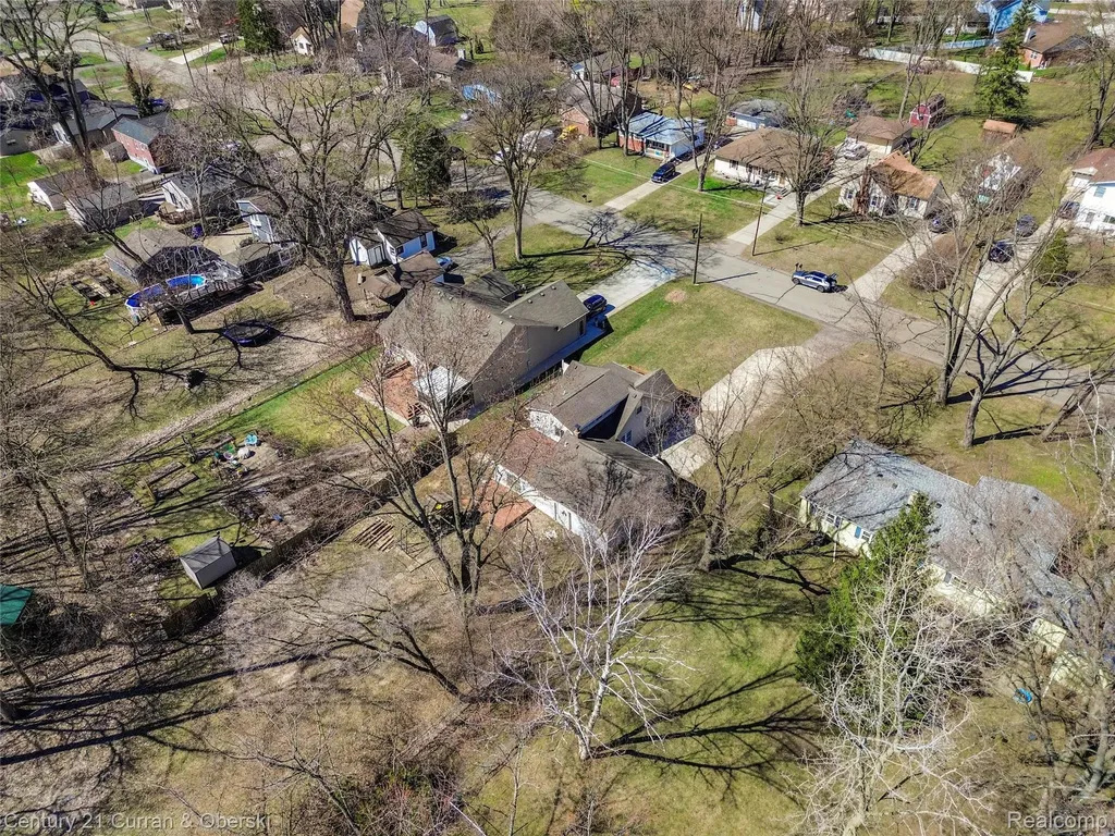 33805 Orangelawn Street Livonia City MI 48150
