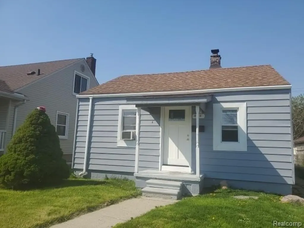 2036 Ford Boulevard Lincoln Park City MI 48146