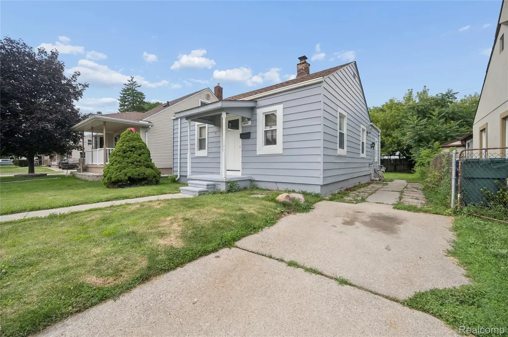 2036 Ford Boulevard Lincoln Park City MI 48146