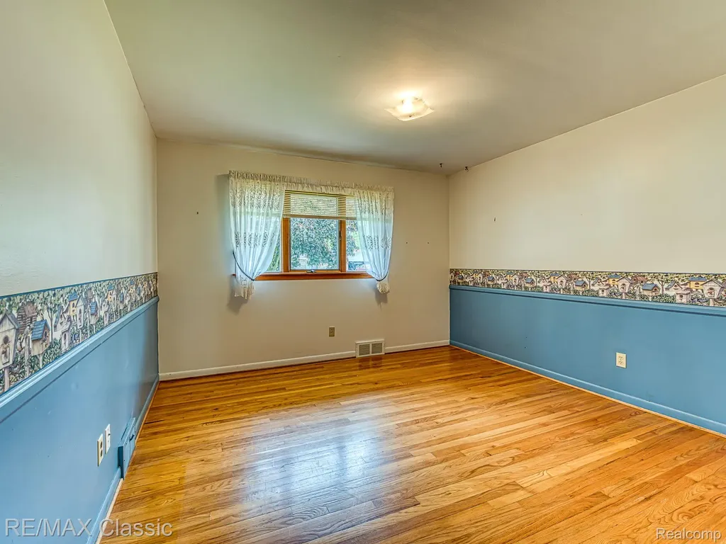 11789 Julia Drive Green Oak Township MI 48189