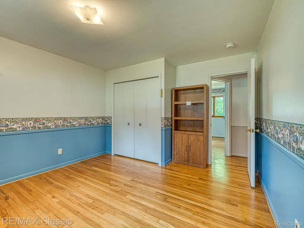 11789 Julia Drive Green Oak Township MI 48189