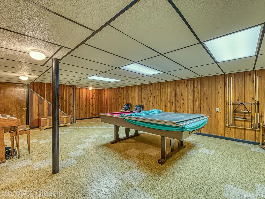 11789 Julia Drive Green Oak Township MI 48189