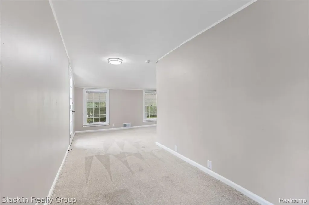 1415 John R Road Rochester Hills City MI 48307