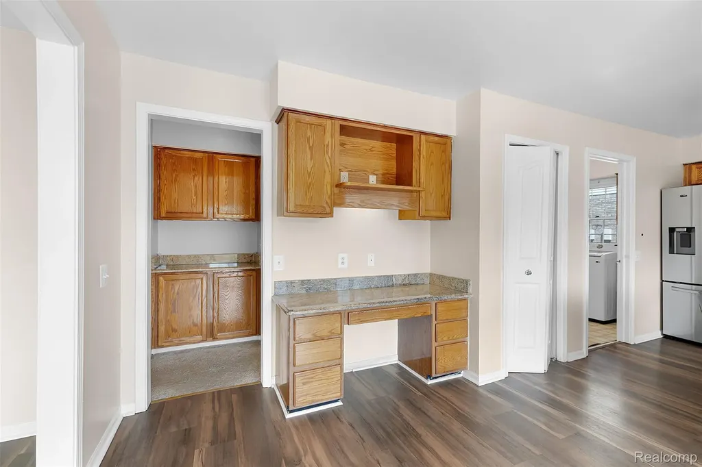 1853 Midchester Drive West Bloomfield Charter Township MI 48324