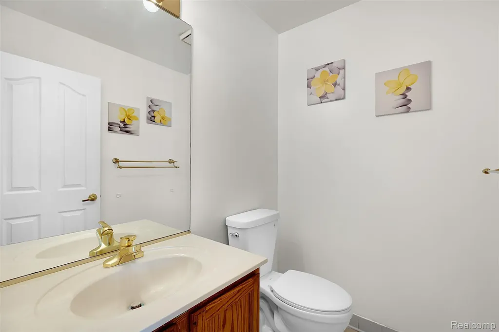 1853 Midchester Drive West Bloomfield Charter Township MI 48324