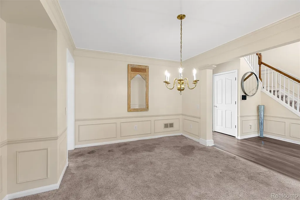 1853 Midchester Drive West Bloomfield Charter Township MI 48324