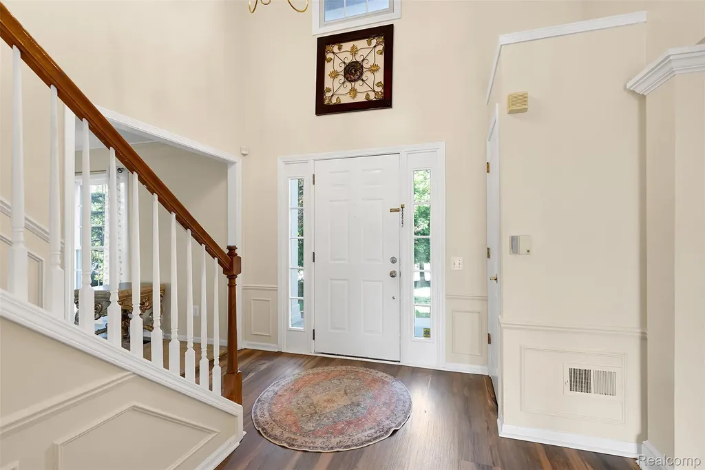1853 Midchester Drive West Bloomfield Charter Township MI 48324